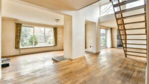 Maison ancienne : comment moderniser le sol sans sacrifier votre budget ?